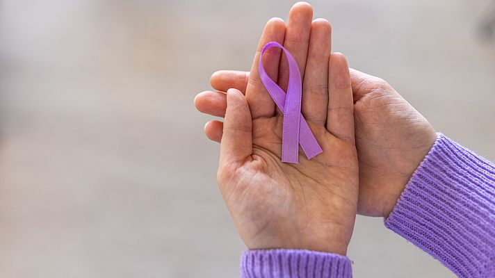 Telediario 2 - Casi el 30% de las mujeres ha sufrido violencia de género en España según la primera encuesta europea