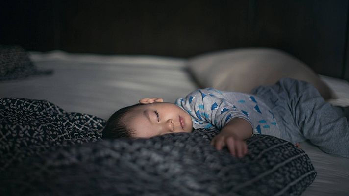Telediario 2 - Investigadores observan que los niños también tienen predisposición genética a dormir mal