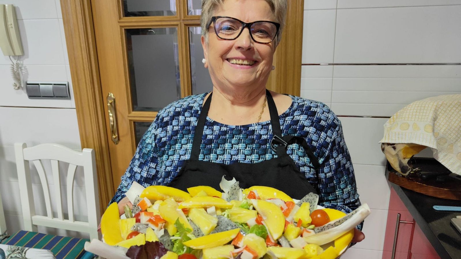 La cocina de Adora: receta para hacer una deliciosa ensalada tropical de manera rápida y fácil - Ver ahora