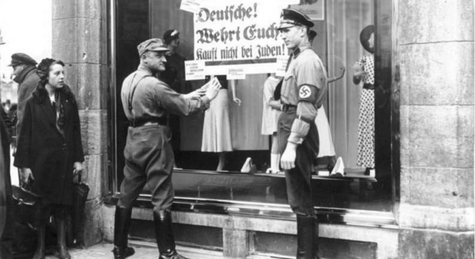 Se cumplen 85 años de la 'Noche de los cristales rotos', un acto nazi que acabó con la muerte de 91 judíos