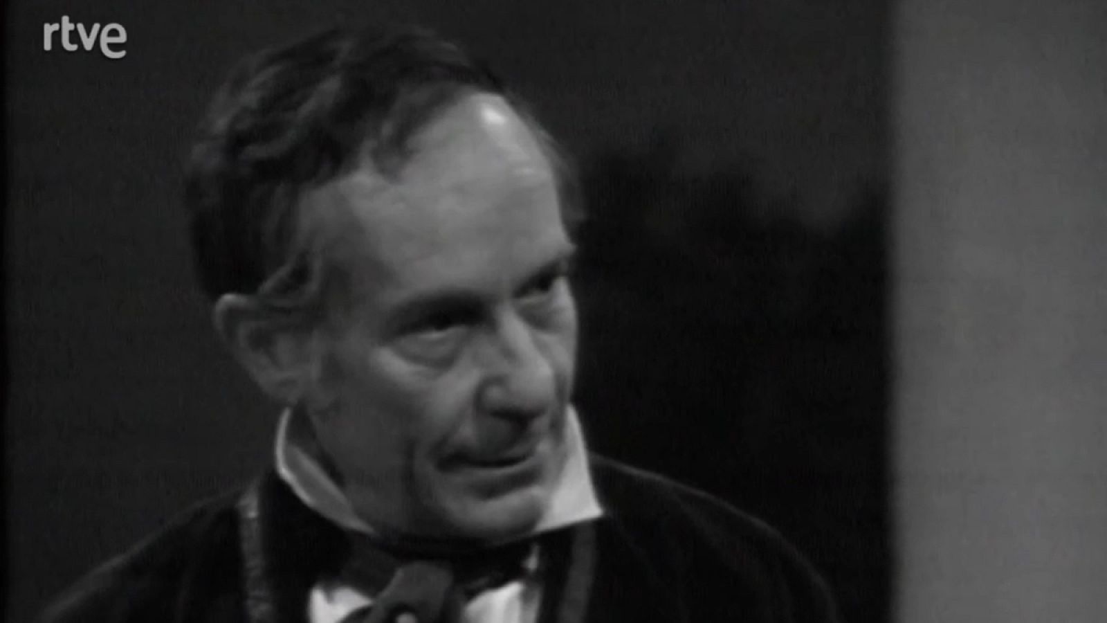 La familia de Alvareda - Capítulo 5 - La familia de Alvareda | Ver