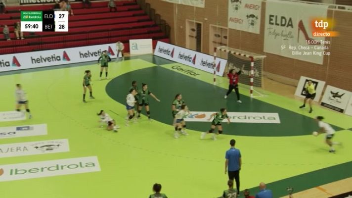  - Patricia Encinas se viste de heroína para dar a Beti Onak una victoria vital para la salvación