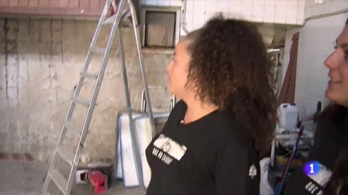 Telediario Fin de Semana - Vivir en una masía a cambio de cuidarla