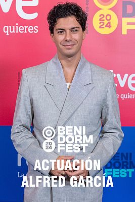 Benidorm Fest - Alfred García canta "Els teus ulls"