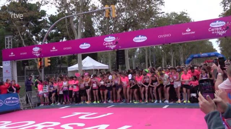 Barcelona es tenyeix de color rosa