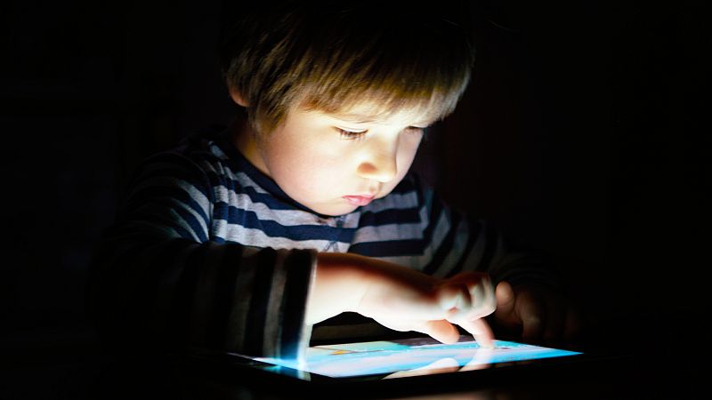 De la calle al videojuego: el nuevo territorio de los pedófilos | Ver