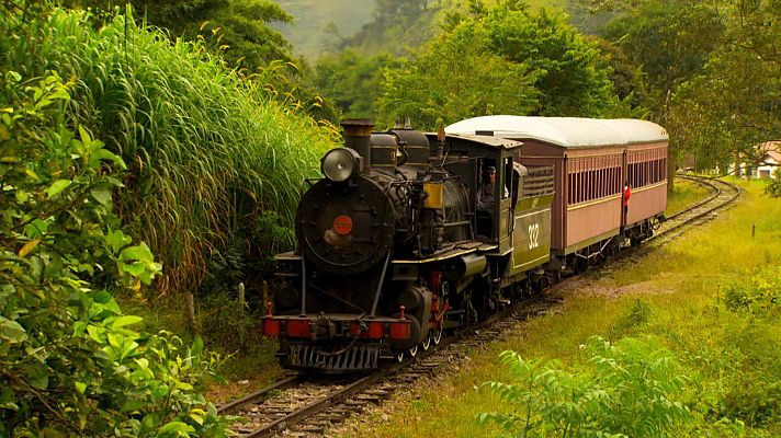 Viajar en tren - Brasil: Passa Quatro - Coronel