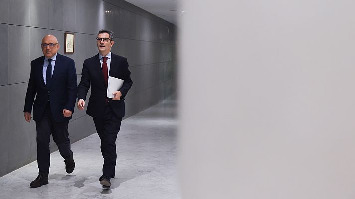 Telediario en lengua de signos - Telediario - 8 horas - 14/11/23 - Lengua de signos