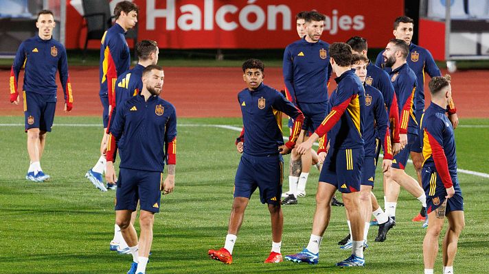 Telediario Matinal - Gayà y Ferran Torres, ausencias en el primer entrenamiento de la selección en Las Rozas