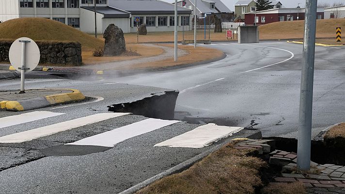 Telediario 1 - Probable erupción volcánica en Islandia