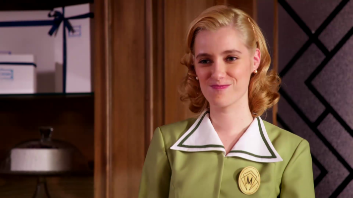 Salón de té La Moderna - Laurita le da una respuesta a Fernando Collado