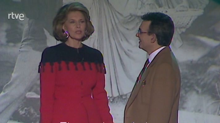 Más estrellas que en el cielo - Antonio, Cyd Charisse y Fernando Vizcaíno Casas