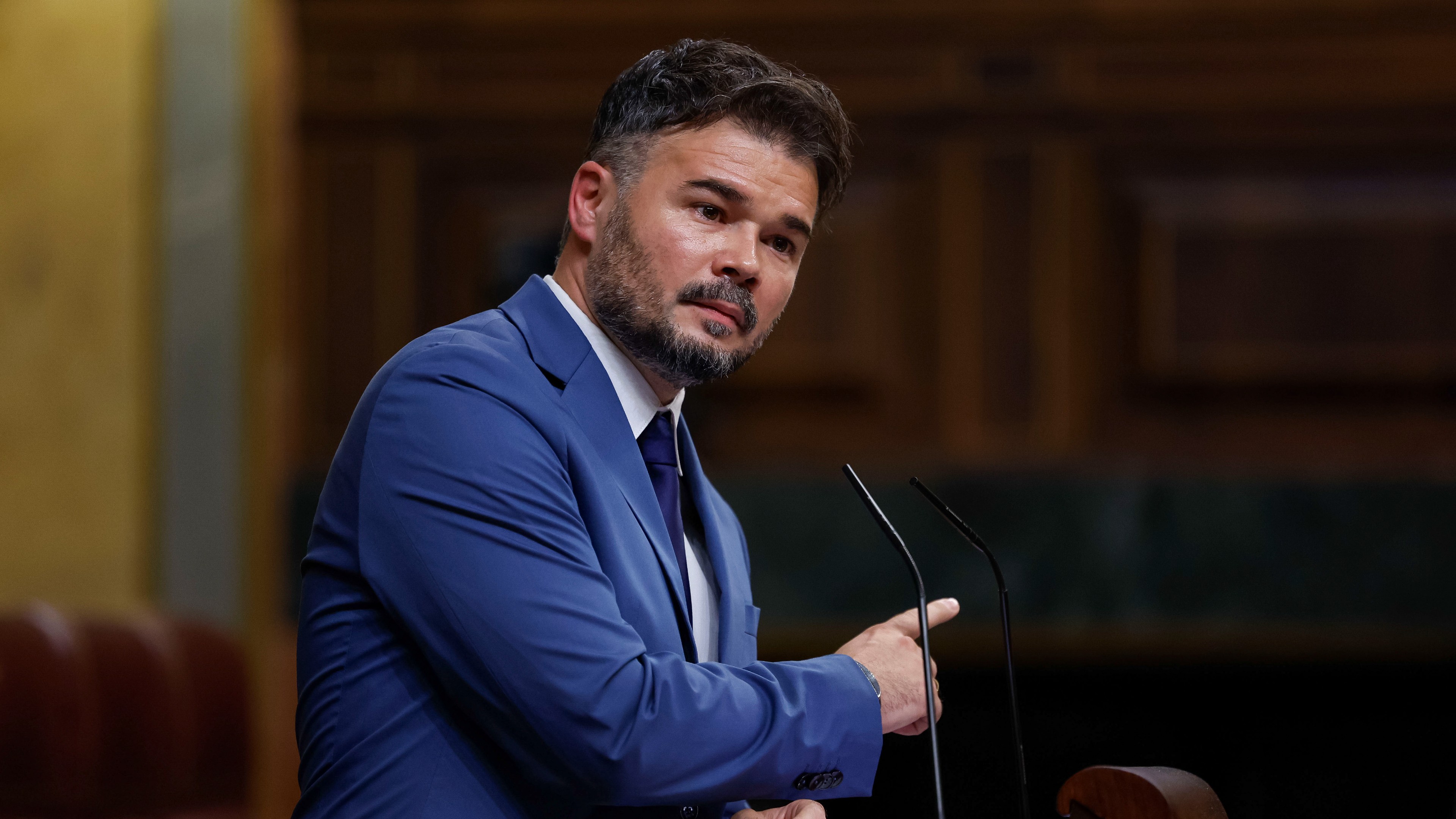 Gabriel Rufián, portavoz de ERC, interviene durante la primera jornada del  debate de investidura de Sánchez