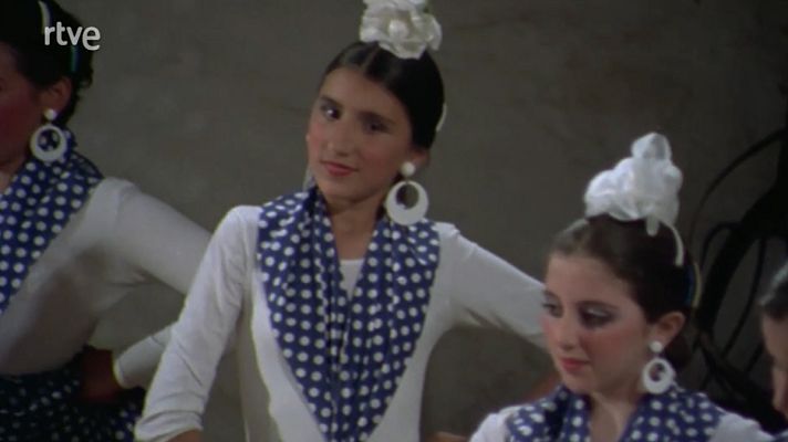 Raíces - Peña flamenca (El baile)