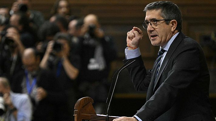 Especiales informativos - El PSOE denuncia el "acoso" a diputados socialistas