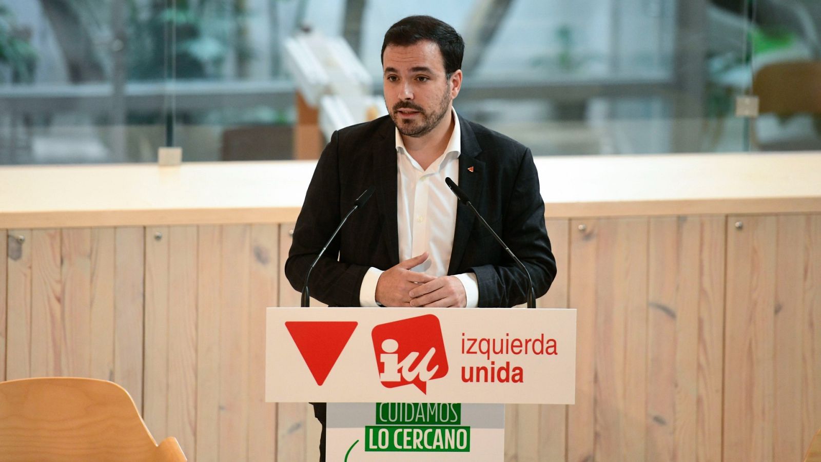 Garzón: la carrera precoz de indignado del 15M al Consejo de Ministros | Ver