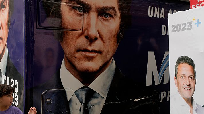 Telediario 1 - Milei y Massa celebran los últimos actos de campaña antes de las elecciones