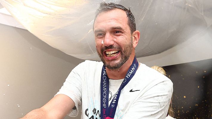 Telediario 1 - Amorós, el entrenador que ha llevado a la cumbre al Gotham