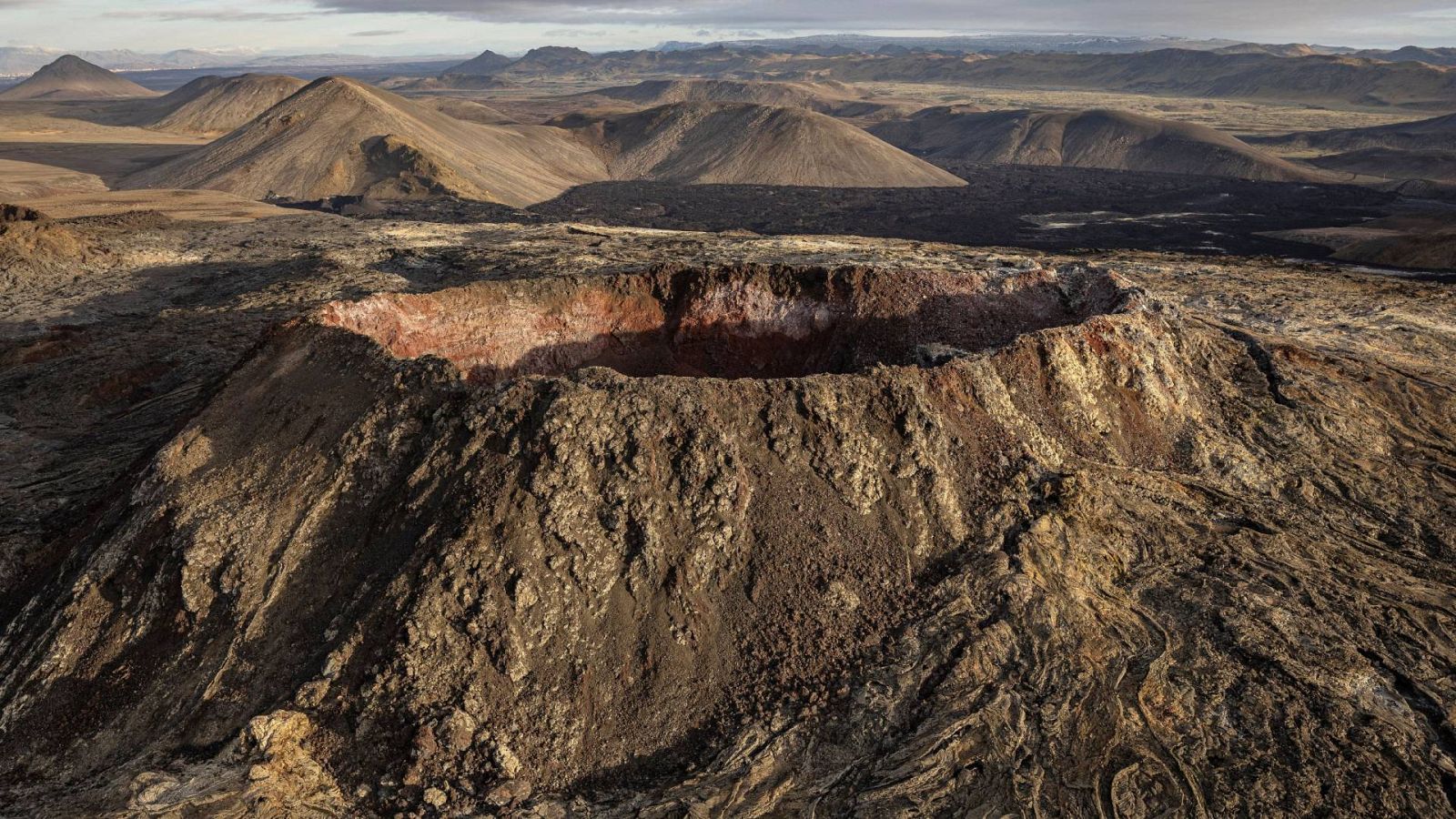 Así está afectando al turismo la posible erupción de un volcán en Islandia