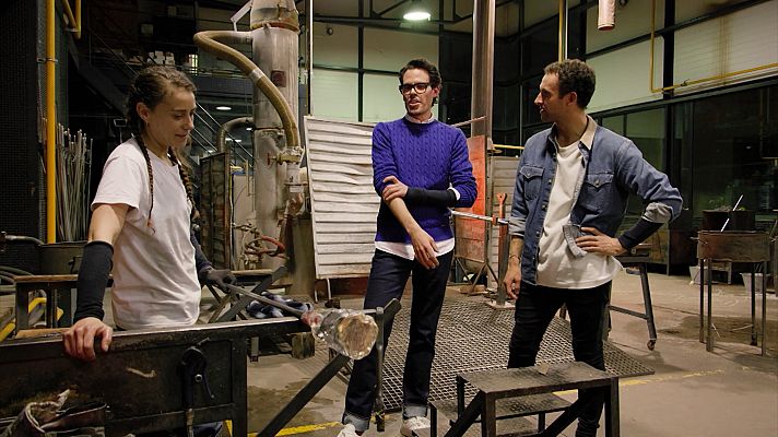 Curioseando - ¿Cómo se moldea el vidrio?