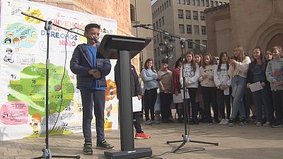 Els menors s�n els que m�s patixen les crisis i els problemes del m�n