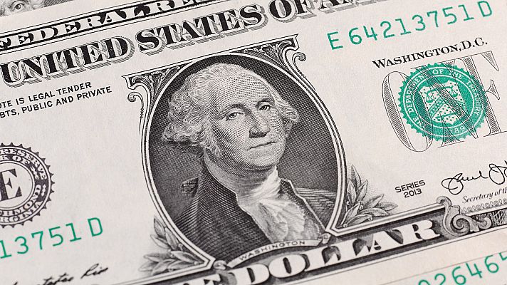 Economía en 24 horas - Economía General Básica: ¿qué es la dolarización de la economía que quiere impulsar Javier Milei?