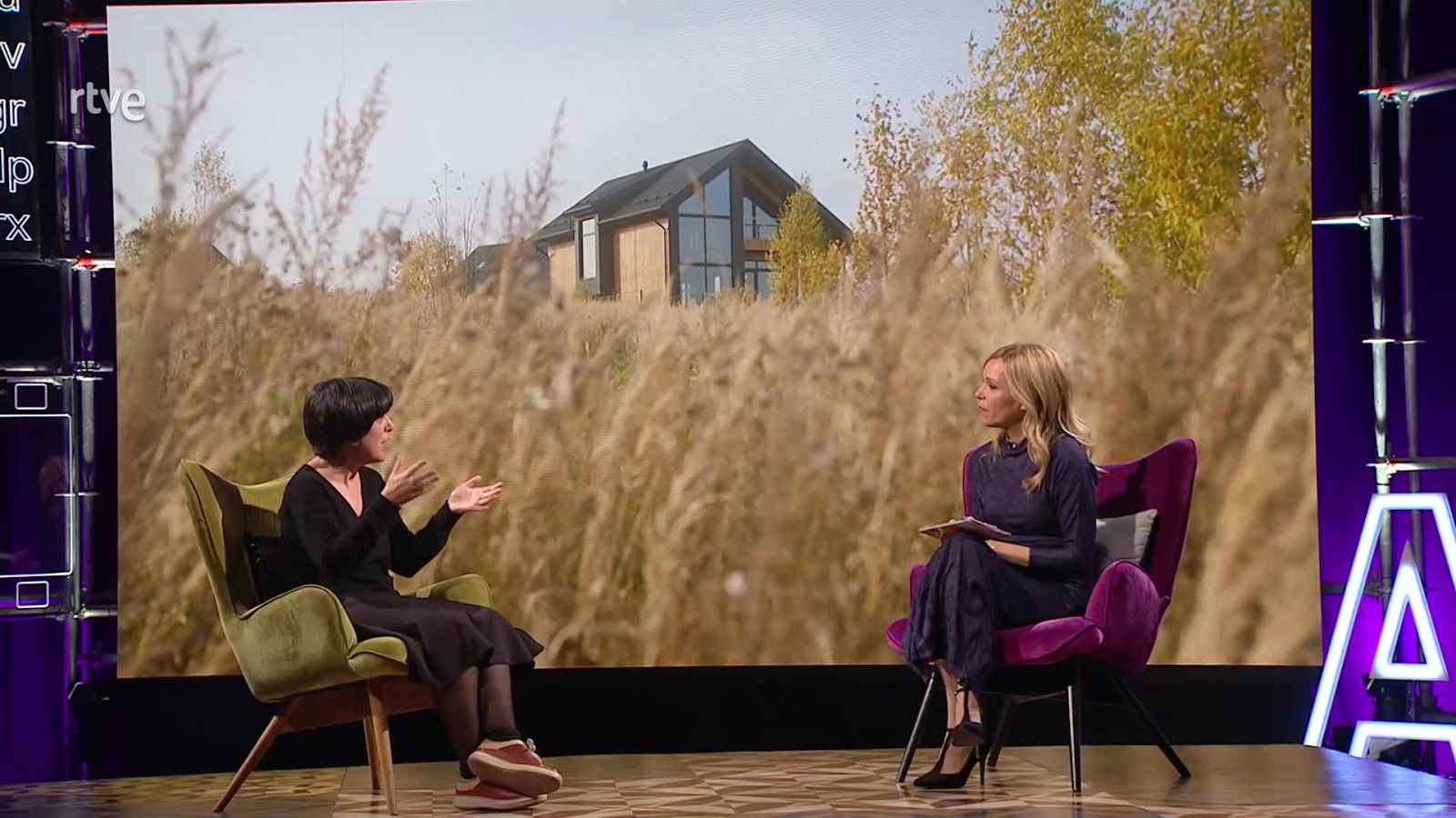 Culturas 2 - Pilar Adón y Meritxell Nedderman - ver ahora