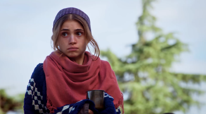 Salón de té La Moderna - Esperanza y Laurita encuentran a Marta mendigando