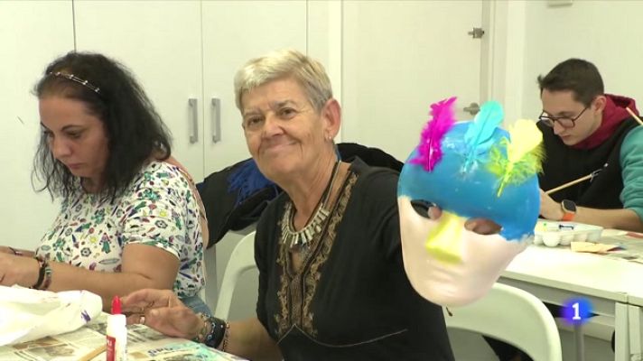 L'Informatiu - L'art com a teràpia per a persones vulnerables o víctimes de violència de gènere