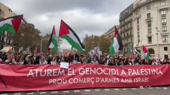 L'Informatiu - Clam a Barcelona per donar suport al poble palestí