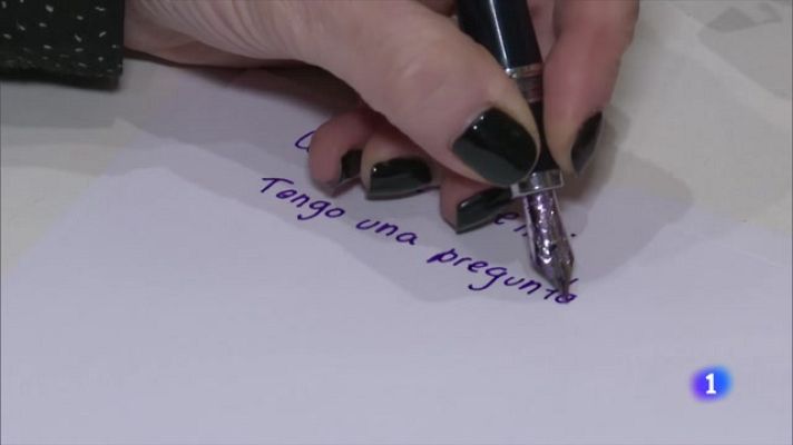 L'Informatiu - Una pregunta per a Elena Francis