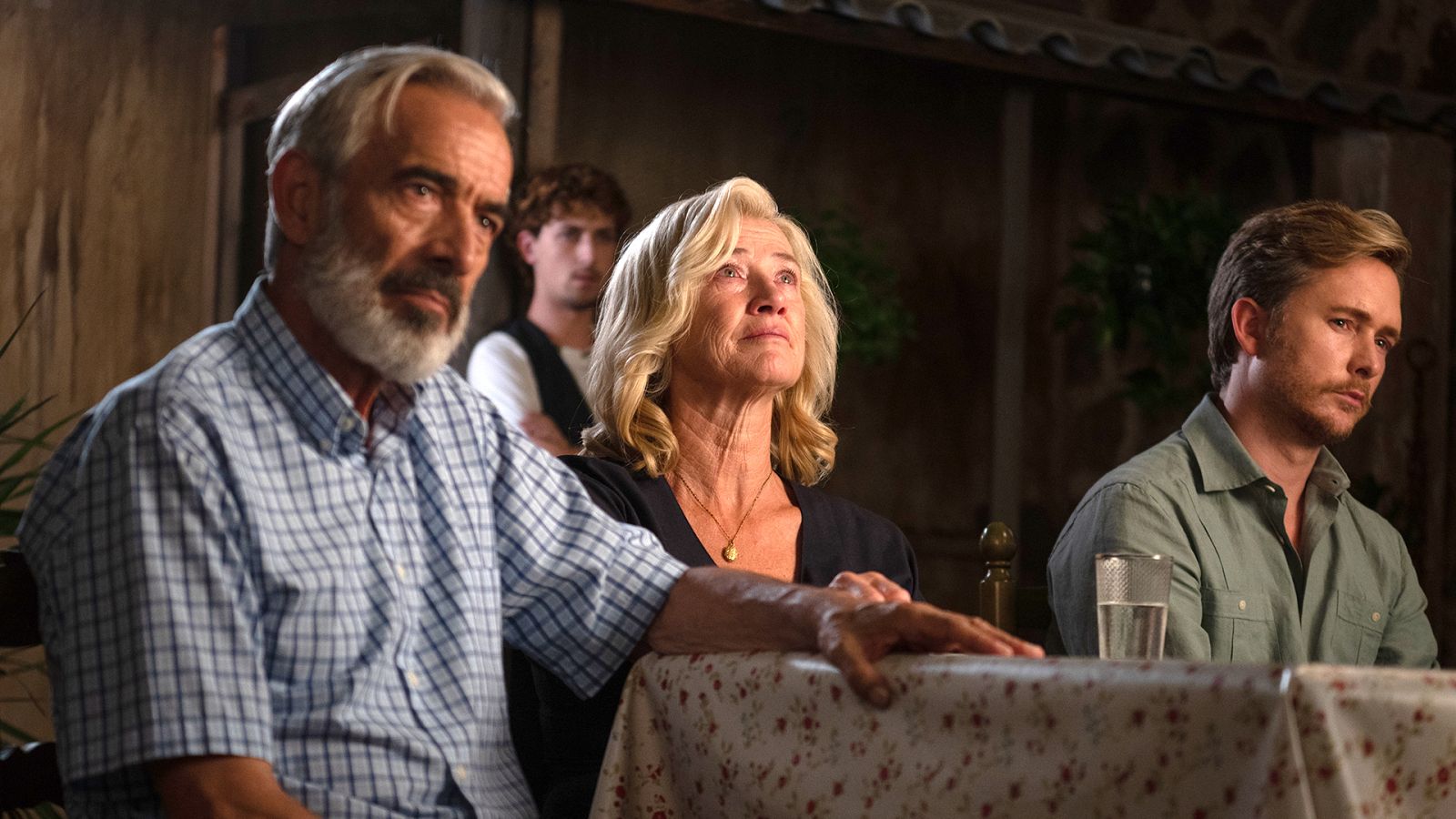 Cuéntame cómo pasó - Carlos vuelve a unir a toda la familia Alcántara