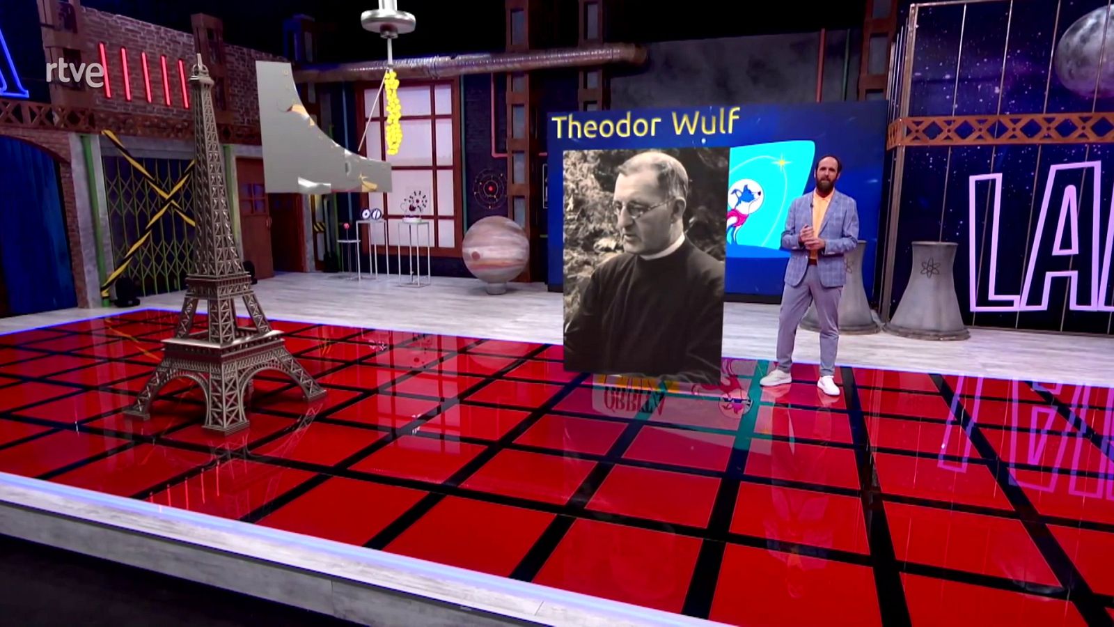 Radiación del espacio exterior, con Eduardo Sáenz de Cabezón