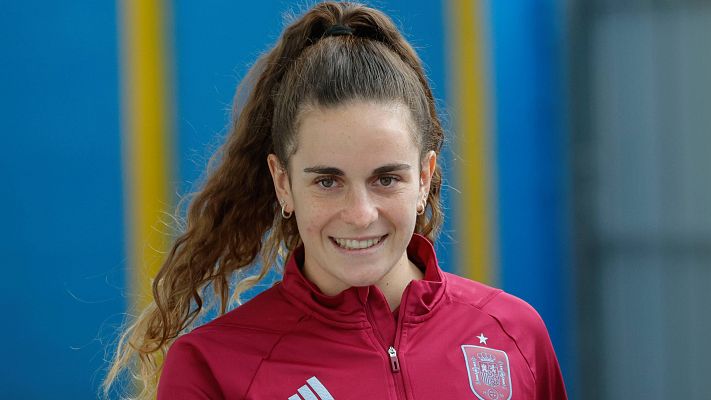 Fútbol - Teresa Abelleira: "Jugar en Pontevedra es muy especial para mi"