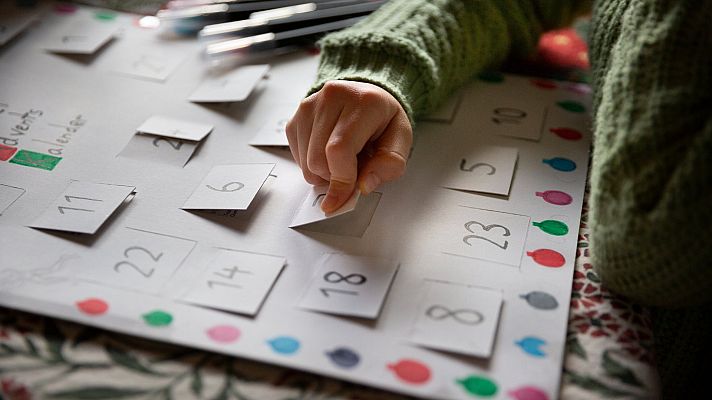 Telediario 1 - Cuenta atrás para la Navidad con los calendarios de adviento