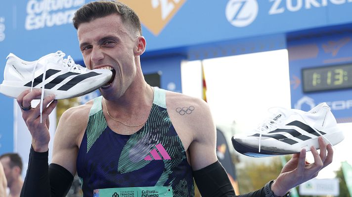 Telediario Fin de Semana - Lass zapatillas con placas de carbono revolucionan el atletismo