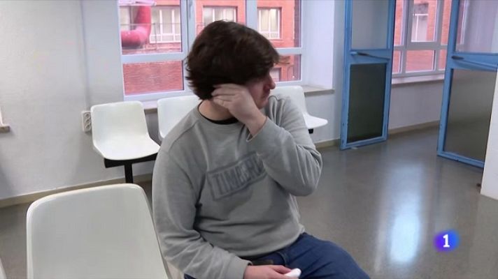 Telediario Fin de Semana - Cada vez más jóvenes con problemas de audición