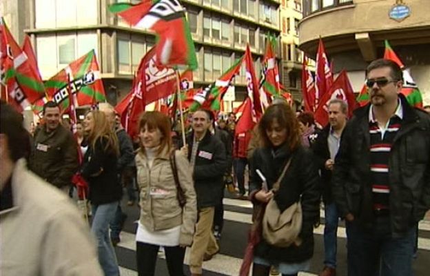 Telediario 1 - Telediario en 4' - 23/02/10