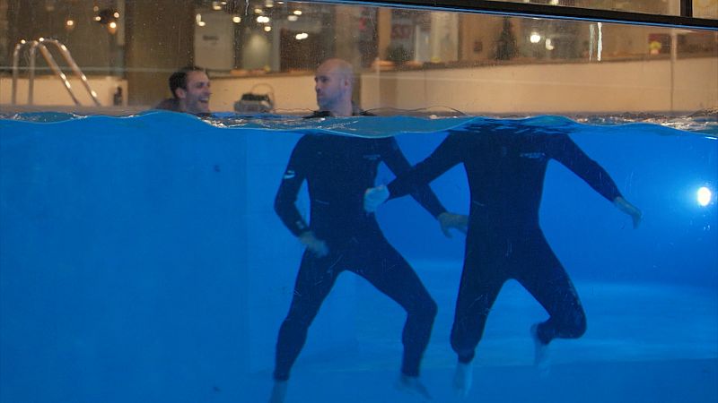 Gonzalo Miró pierde la cabeza en el agua