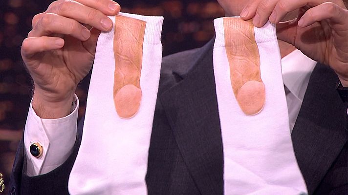  - Los calcetines con penes de Miren Ibarguren