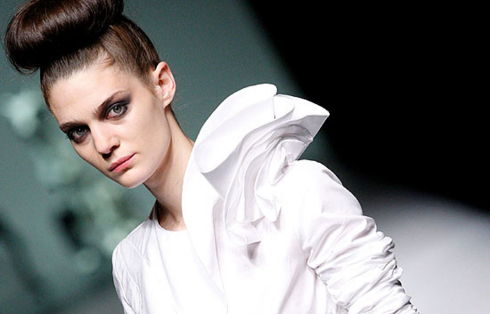 Desfile de Maria Barros en Cibeles Madrid Fashion Week | Ver