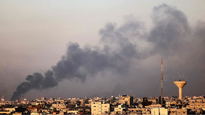 Telediario en lengua de signos - Telediario - 21 horas - 06/12/23 - Lengua de signos
