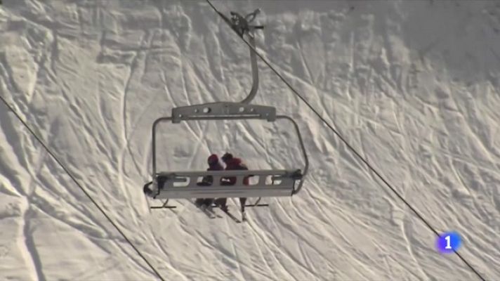 L'Informatiu - Les estacions d'esquí defensen la producció de neu