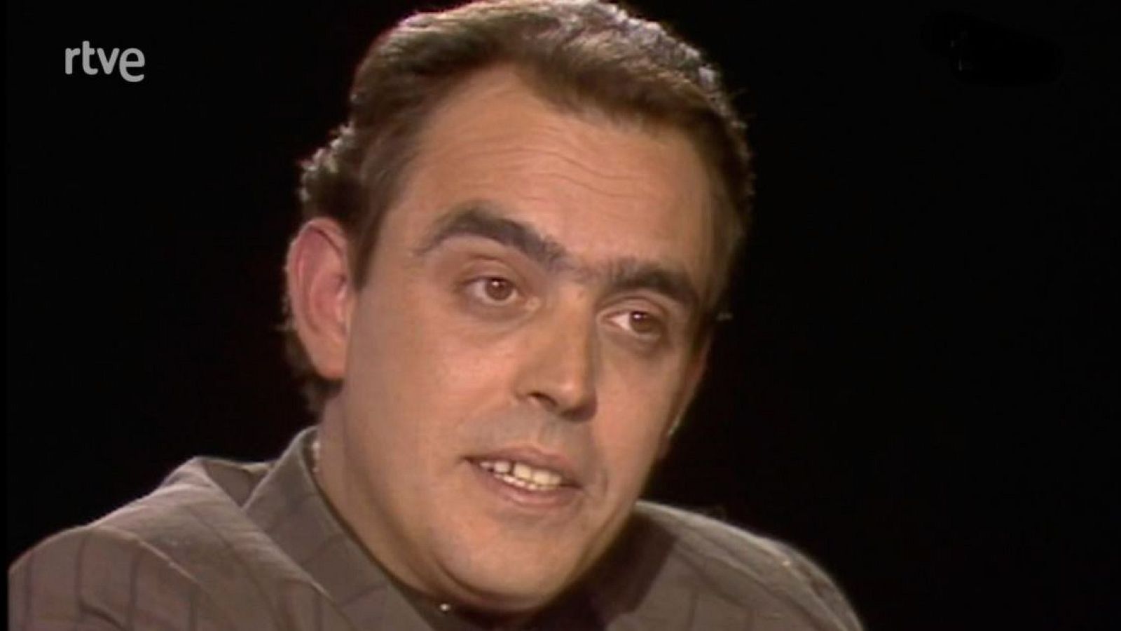 La Trinca, Emilio S. Vicario, Lola Gavarrón i Joan Lluís Bozzo - La lluna | Veure