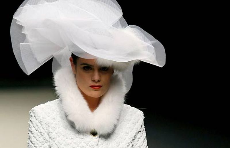 Desfile de Miguel Marinero en la Cibeles Madrid Fashion Week 2010 | Ver