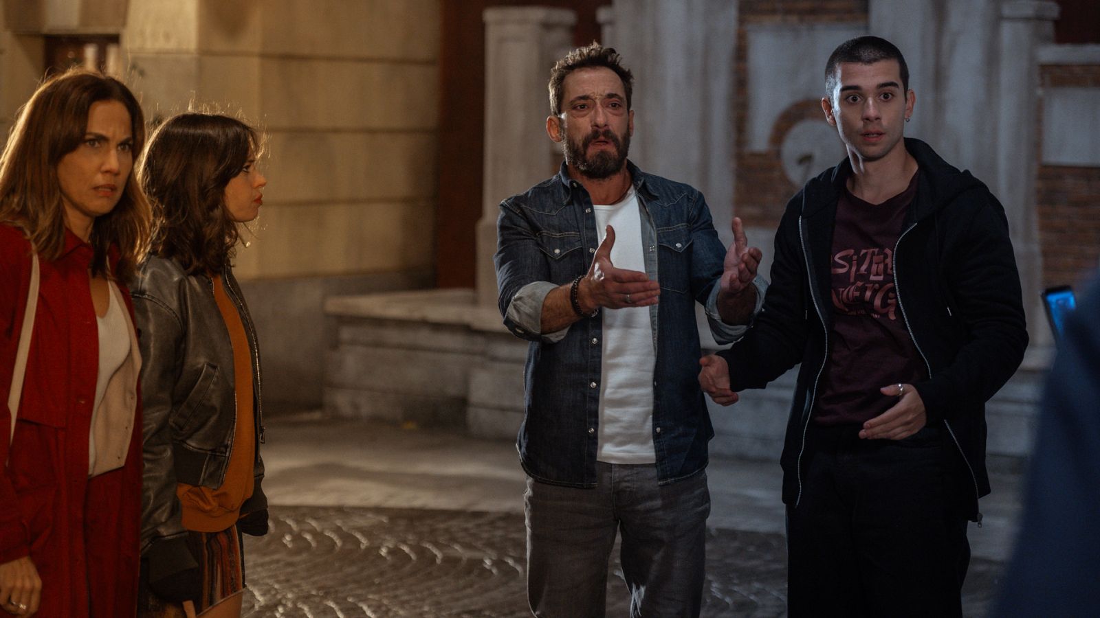 4 estrellas - Temporada 2 - Episodio 129: Cenizas - Ver ahora