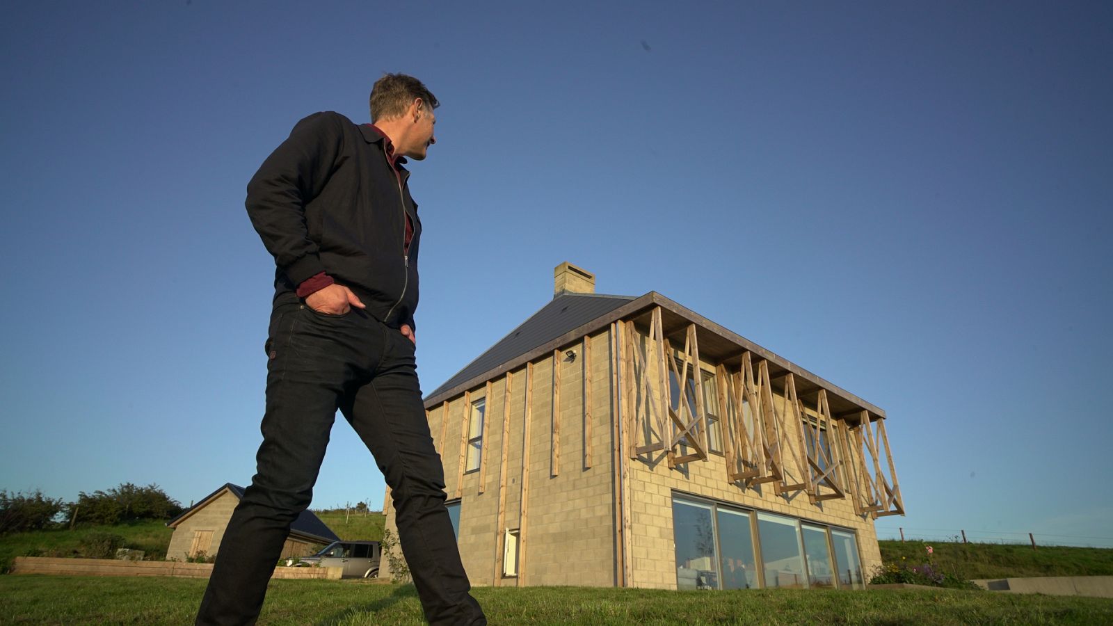 Hogares increíbles con Dermot Bannon - Episodio 10: Escocia - ver ahora