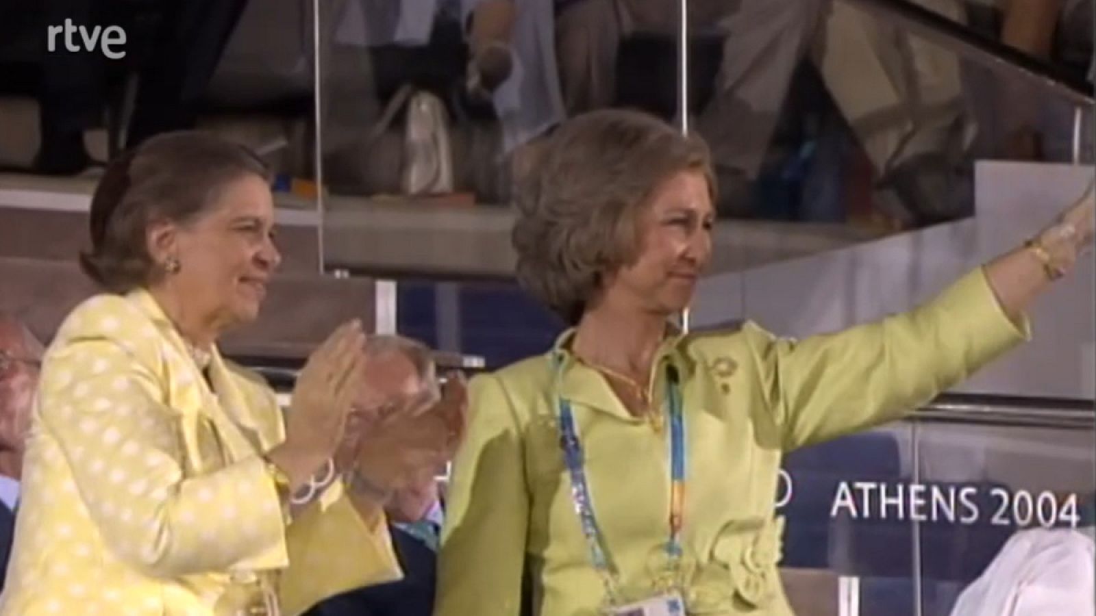 Telediario 2 - 13/8/2004 - Fue noticia en el Archivo de RTVE | Ver