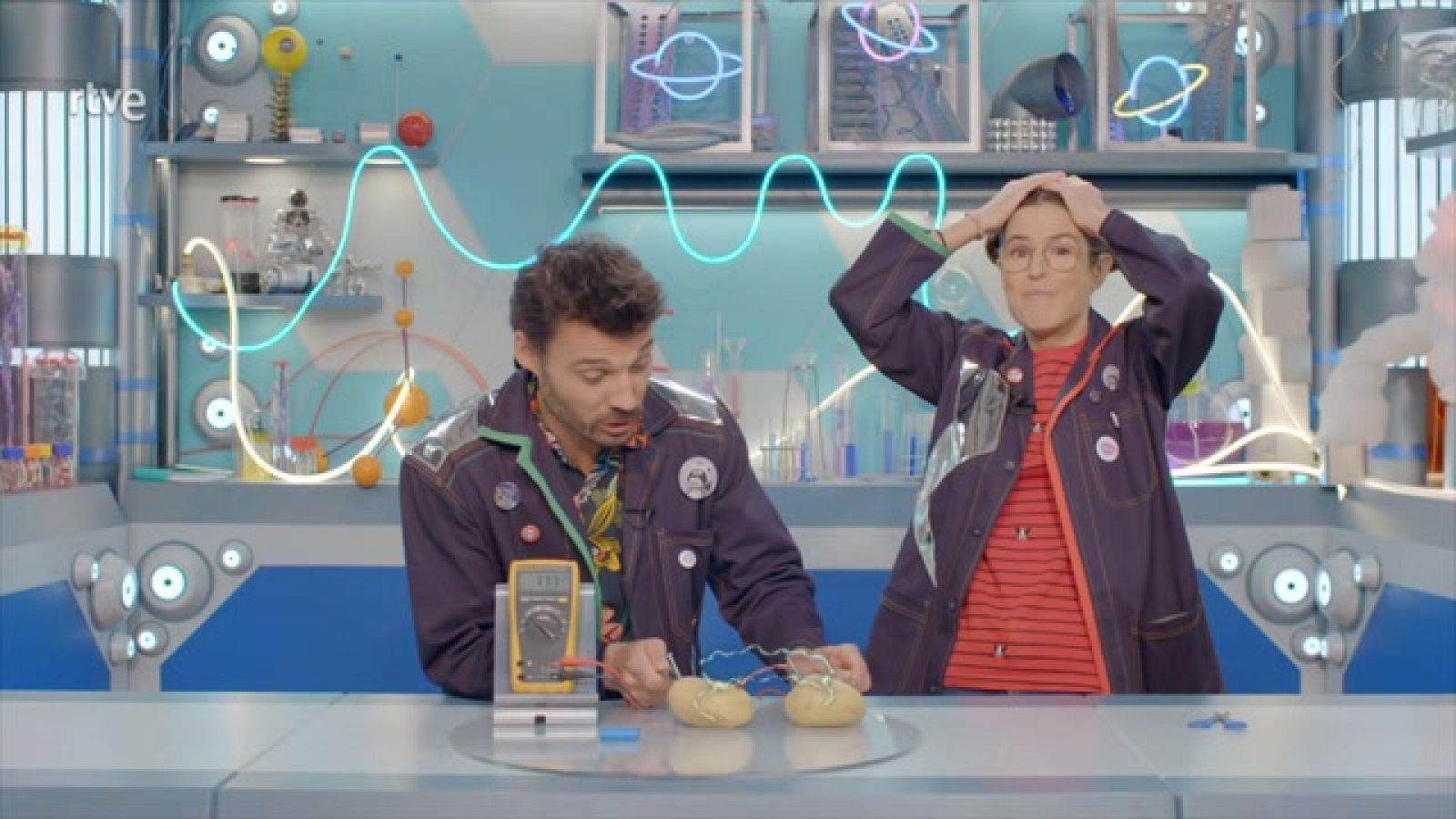 ¿Cómo se inventaron las patatas fritas? - Aprendemos en Clan: El Reto | Ver