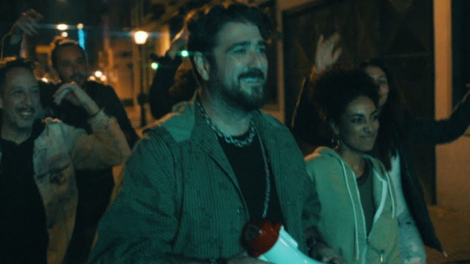 Antonio Orozco "presta" sus canciones a sus amigos | Ver